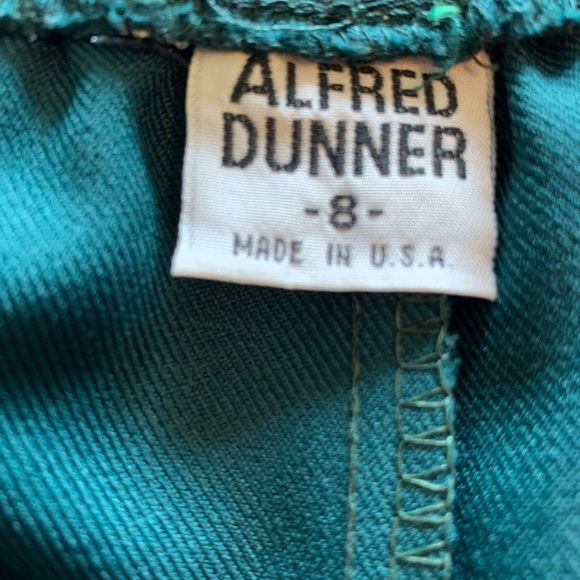 Dark green pants suit - Picture 4 of 9